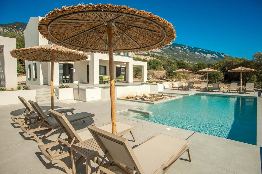 Pool detail