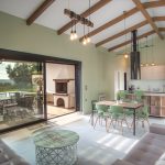 Villa arte with kitchen and indoor dining area