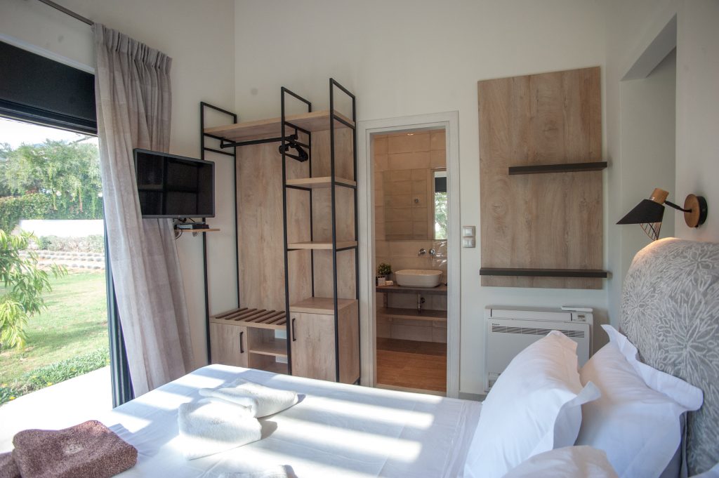 Bedroom with open wardrobe and en-suite access, Villa Arte, Kefalonia