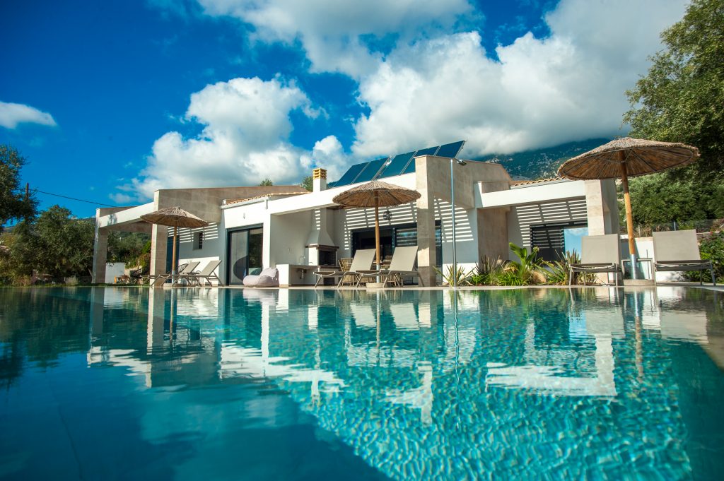 Villa Arte luxury kefalonian villa wide shot