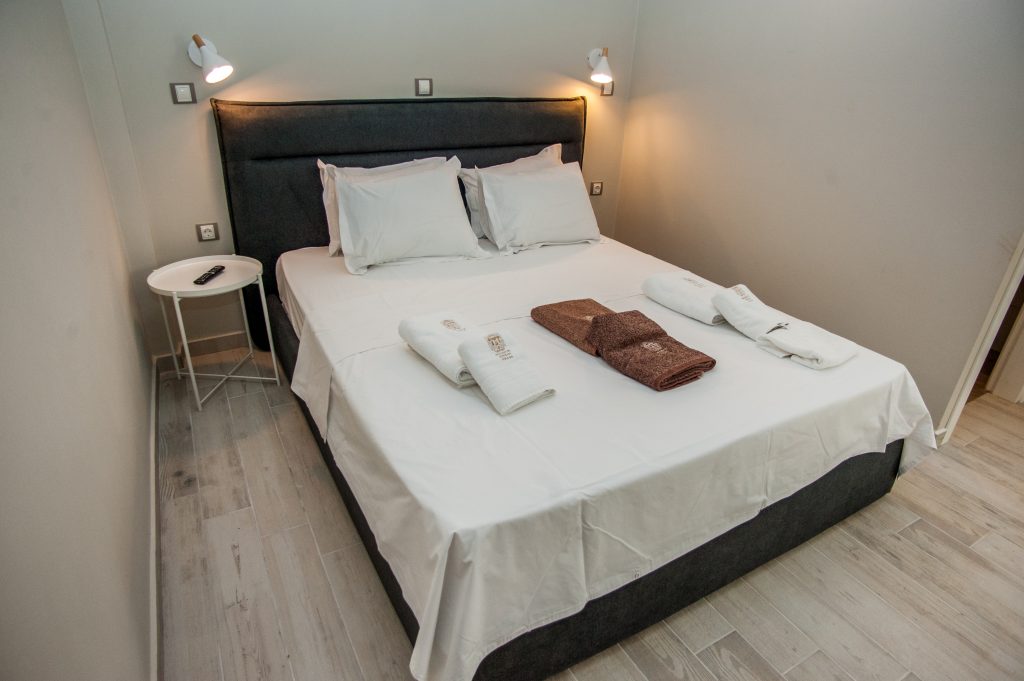 Villa Bambola double bedroom with wall-mounted TV, Kefalonia